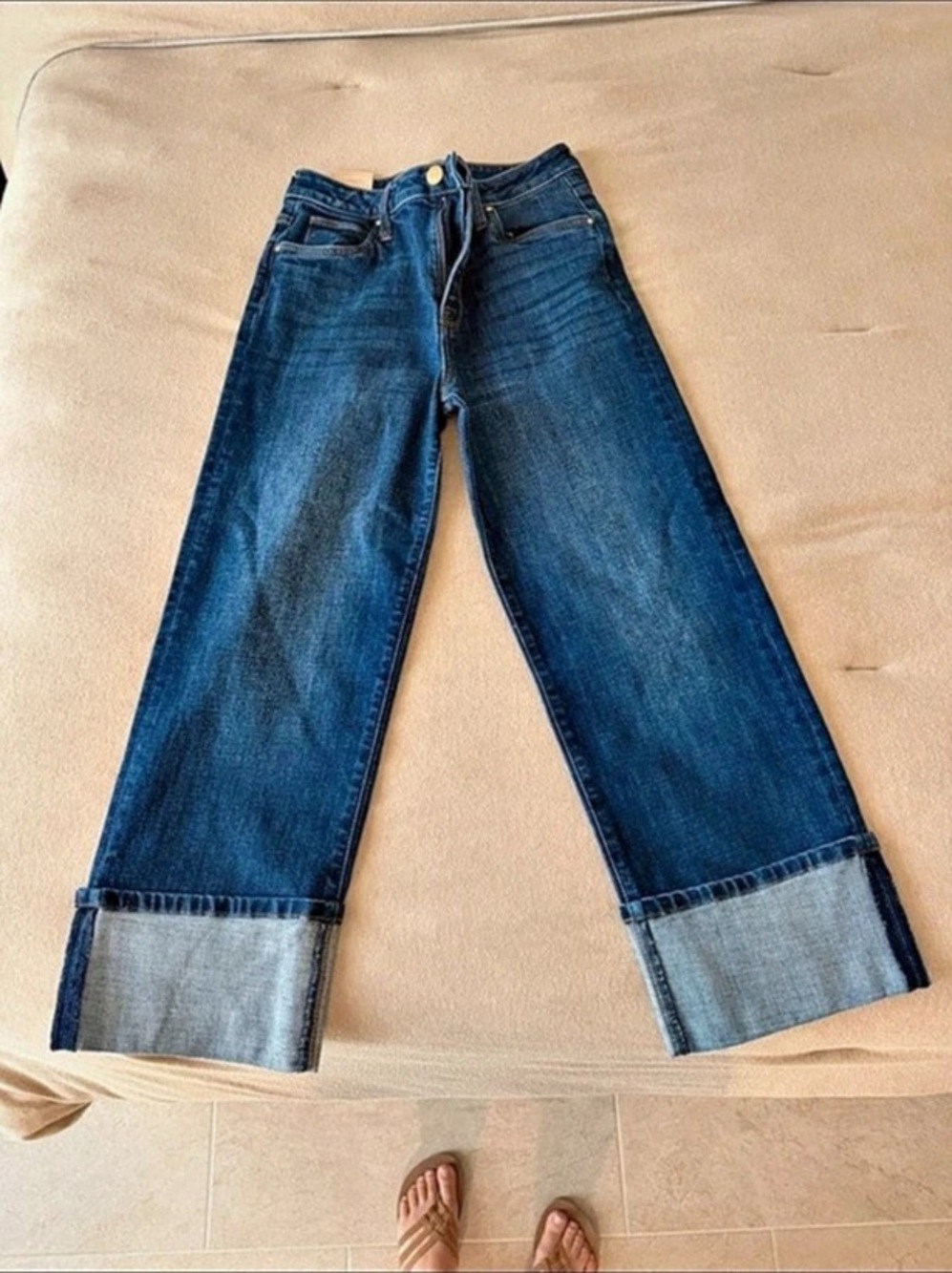 Kut from the Kloth Wide Leg Cuffed Jeans Size 0